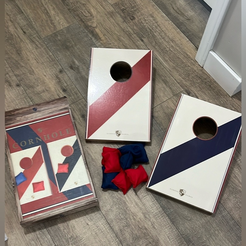 Corn Hole Set -Child Size -In Great Used Condition- Indoor -Outdoor play~$60new